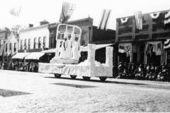 centennial-parade-eastern-star-float2-1924